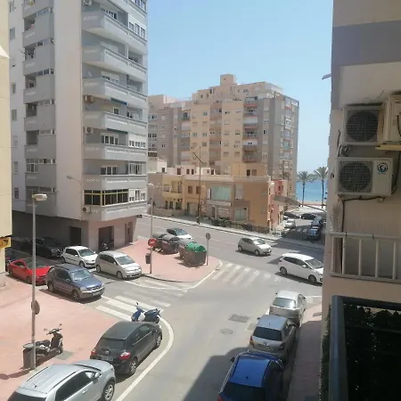 Piso Agradable Cerca De La Playa شقة المرية
